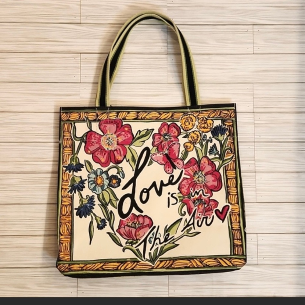Brighton Tote Bag: Love Is In The Air